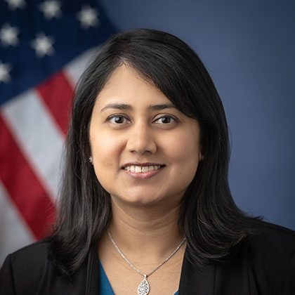 Headshot of Vidya Desai