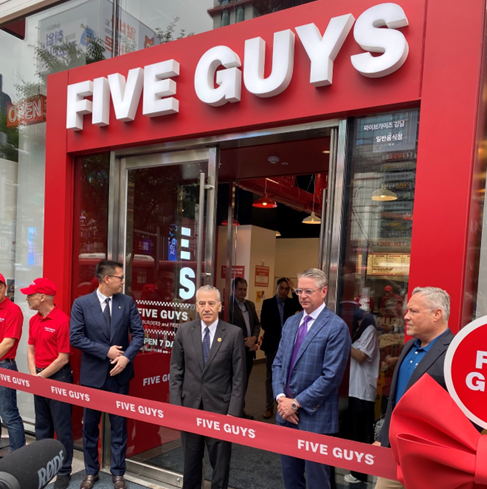 Ribbon Cutting ceremony of Five Guys' first location in Korea